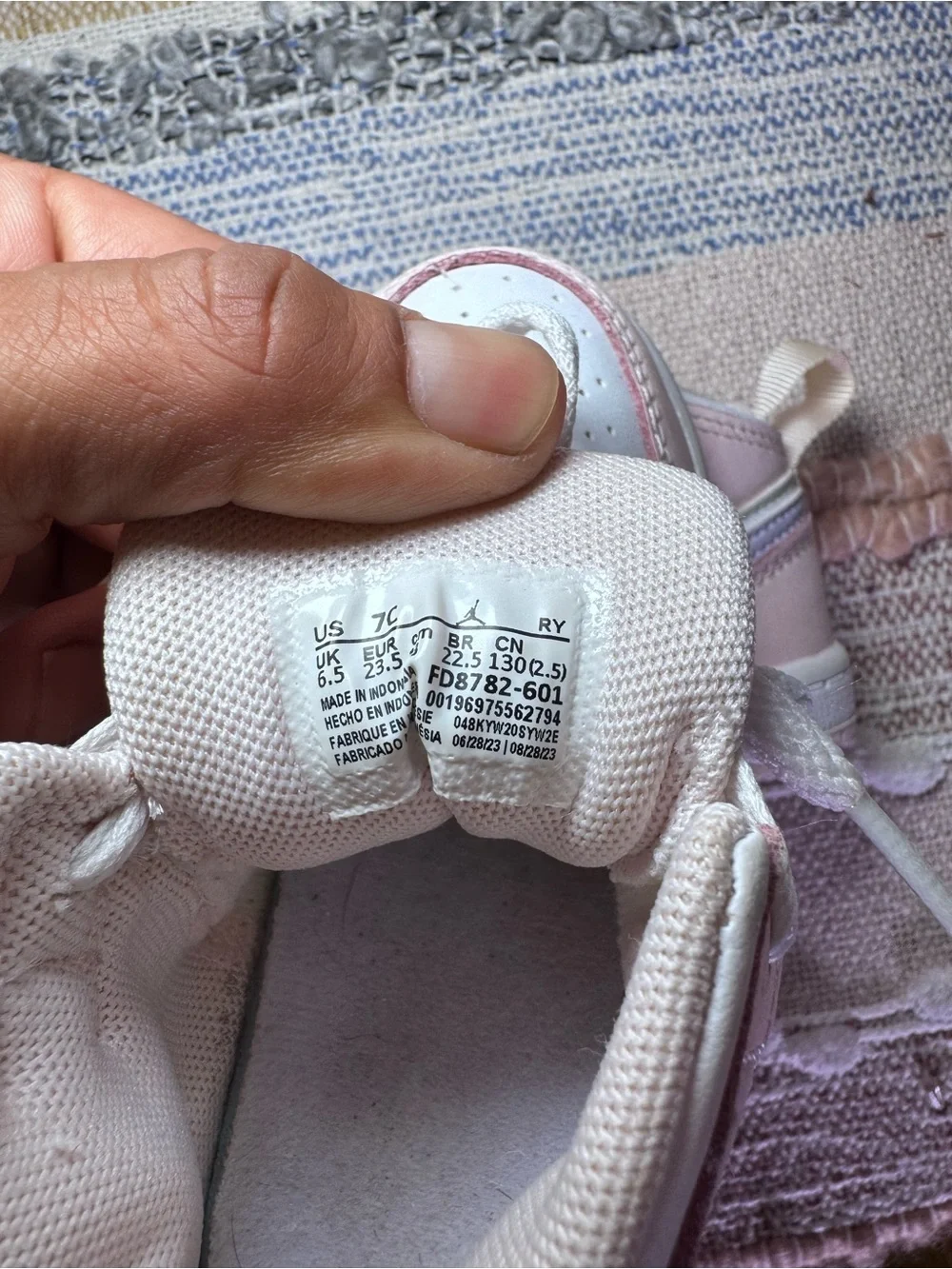 Nike Aur Jordan 1 Kids Pink, White and Purple High-Top Sneakers